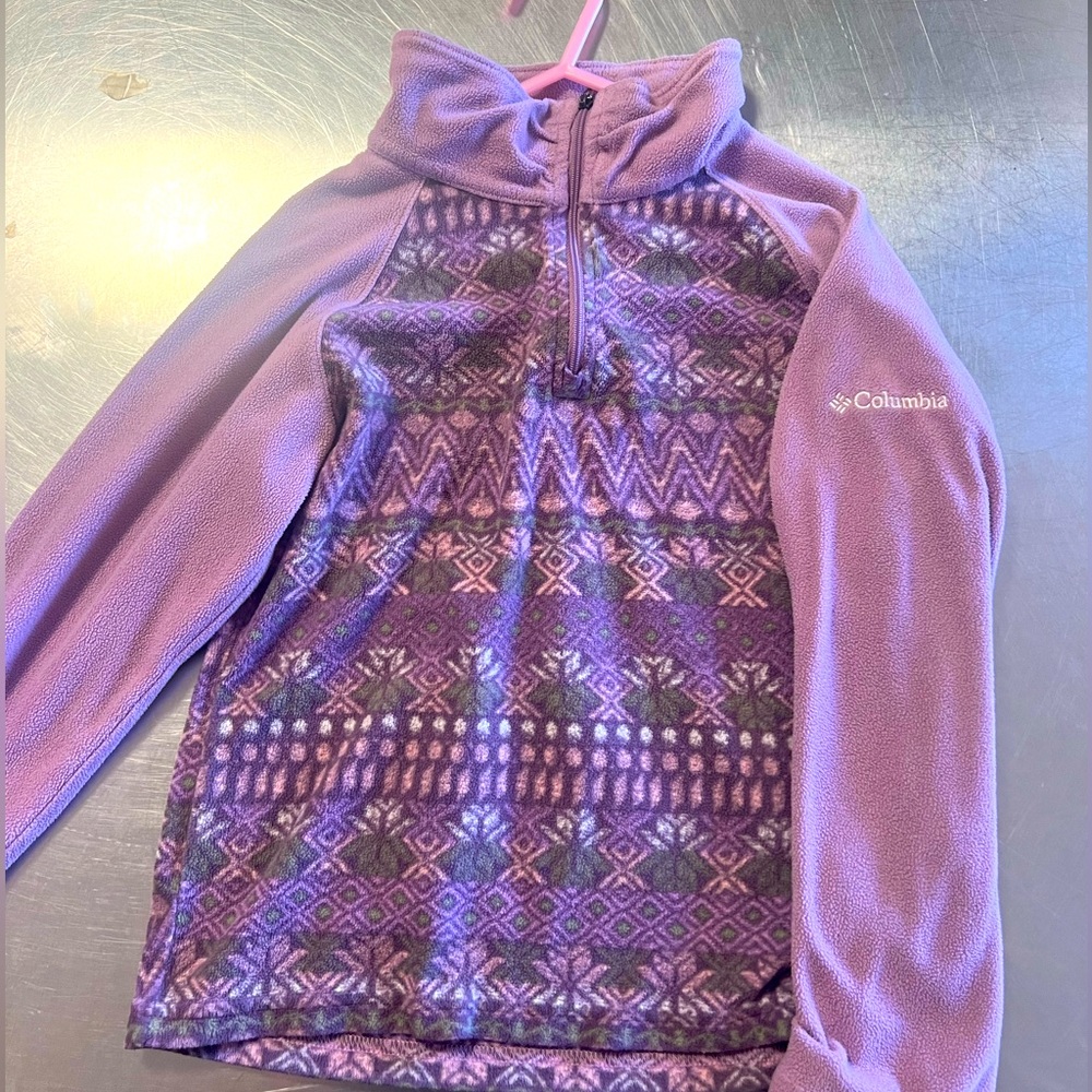 Girls size small Columbia sweater